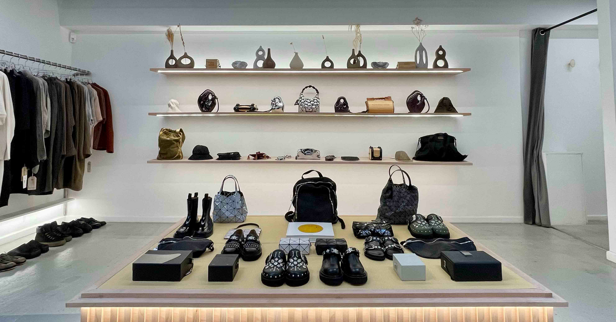 ANDERSSON BELL Two-tone wave crewneck sweater atb1160mKHAKI ANDERSSON BELL Two-tone wave crewneck sweater atb1160mKHAKI