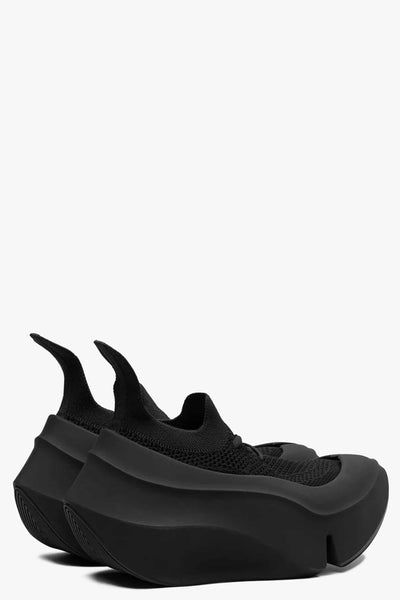 orca-black-black-paint-