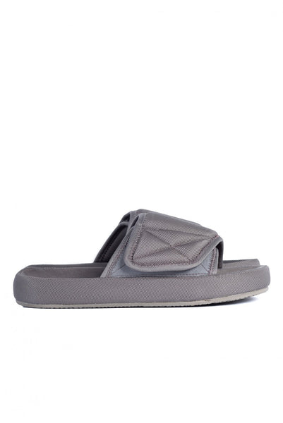 Yeezy season slippers on sale