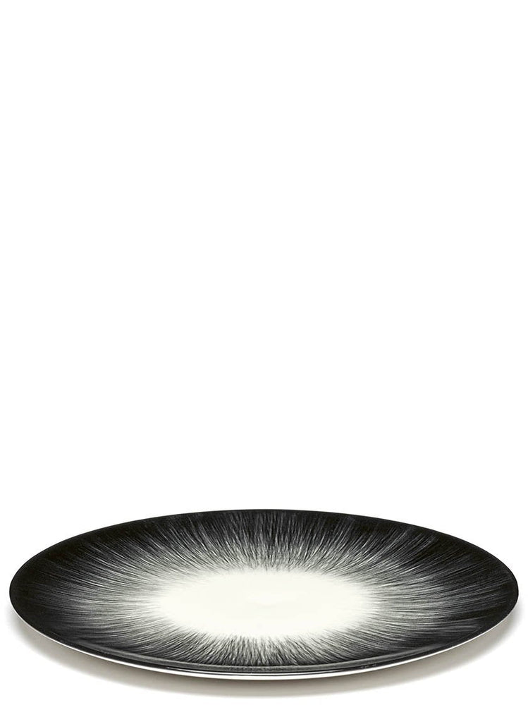 Ann Demeulemeester x Serax 17,5cm Black plate