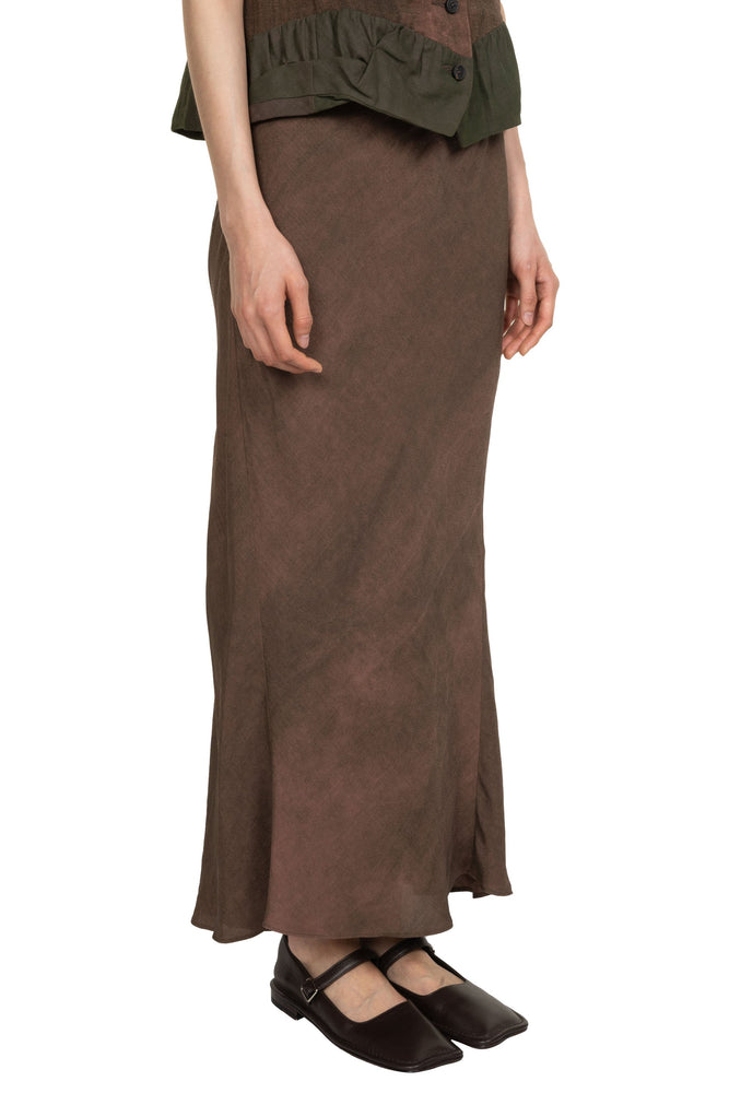 A Shaped Long Skirt