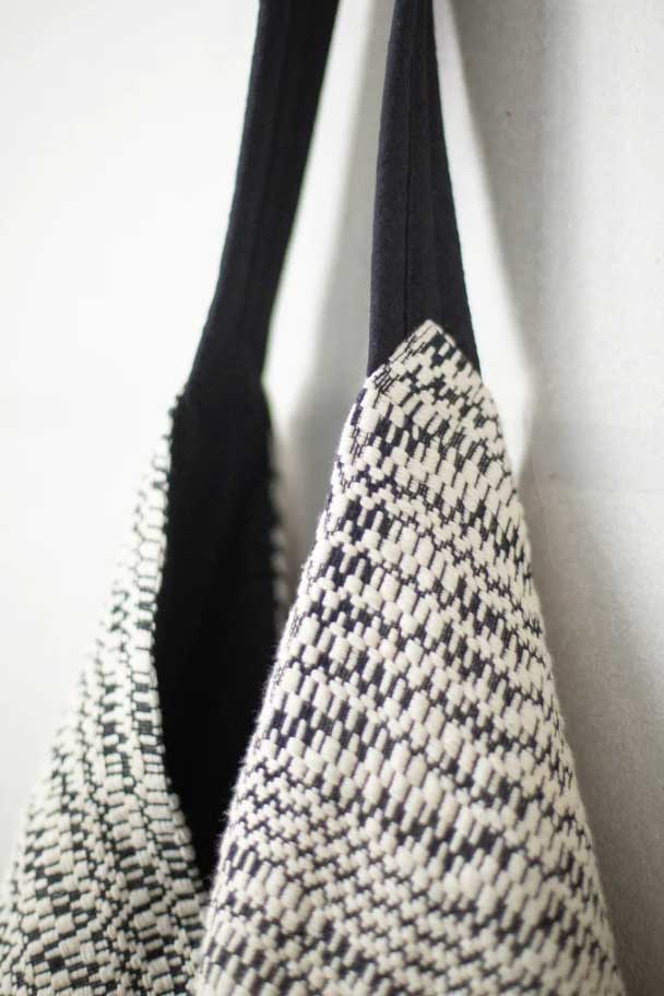 Broken Waves Black & White Woven Bag