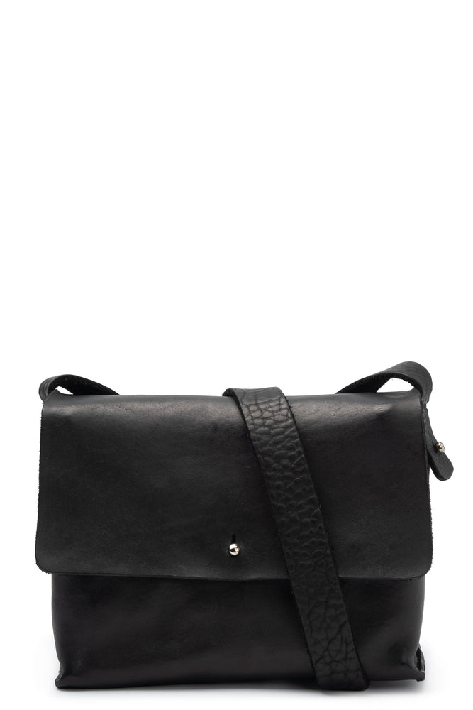 EN04C Groppone Cross Body Bag Black