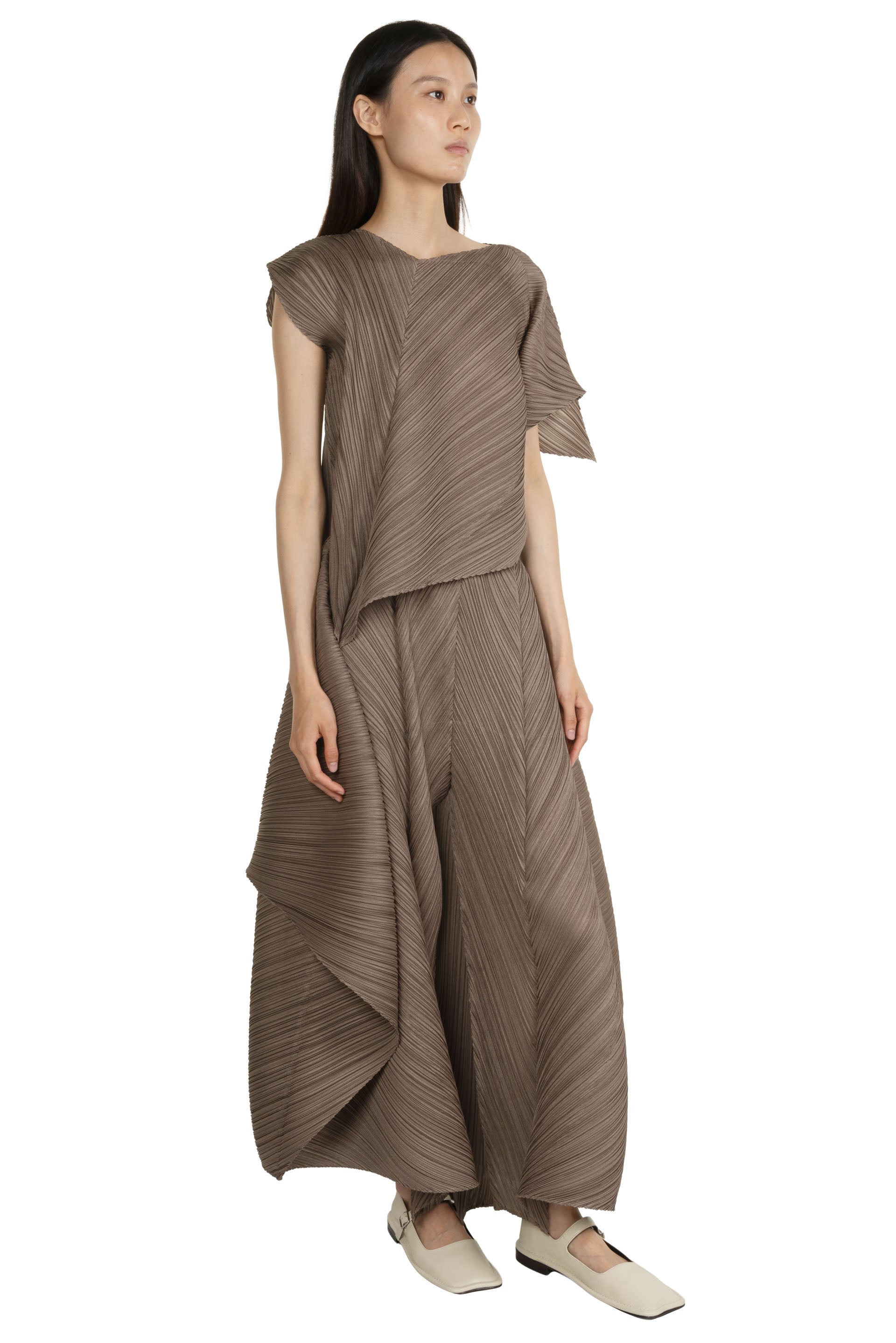 定価以下　新品未使用　PLEATS PLEASE FLARE 25SS サイズ3 Pleats Please ISSEY MIYAKE Flare Trousers Greyish Brown | UJNG