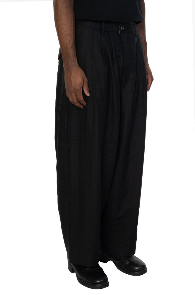 Four Pleated Loose Fitting Pants
