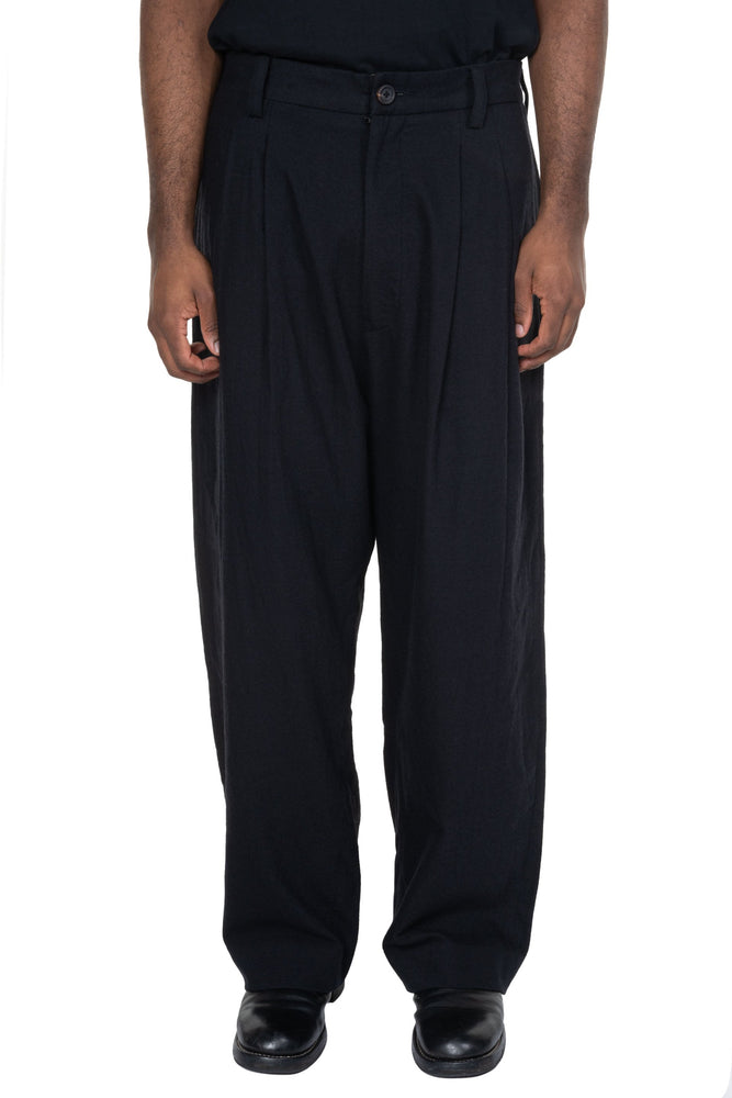 Front Pleat Trousers Black