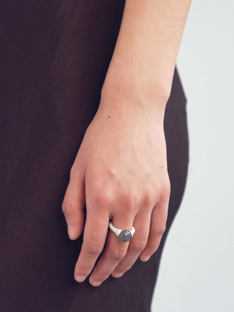 Grey Agate Pearl Ring