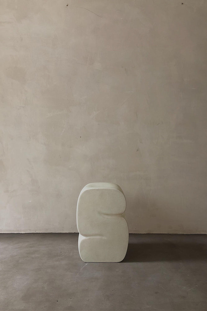 Kar-Studio Curl-up Stool