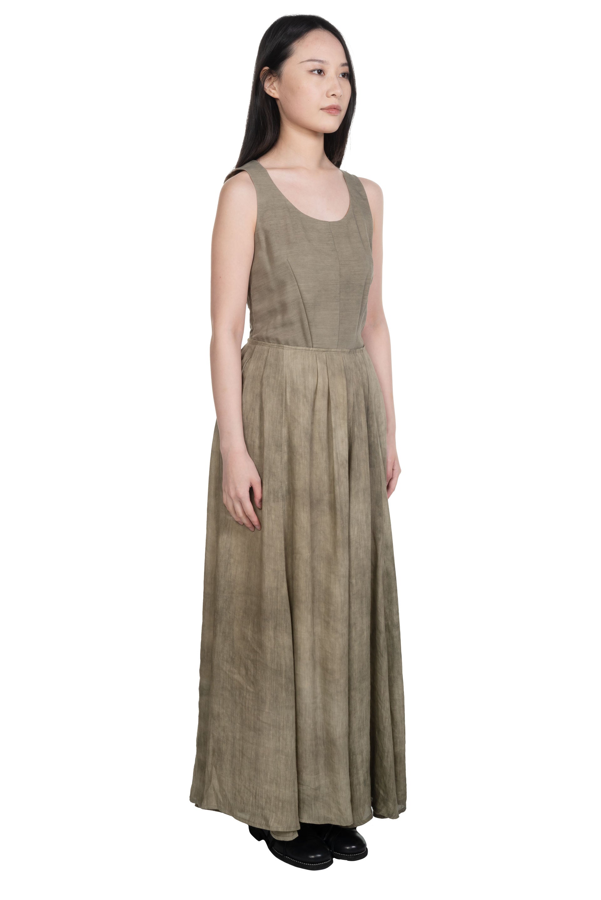 Ziggy Chen Round Neckline Halter Dress | UJNG Ziggy Chen Round Neckline Halter Dress | UJNG