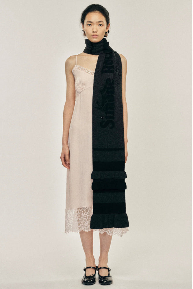 Ruffle Graphic Logo Knit Scarf Black