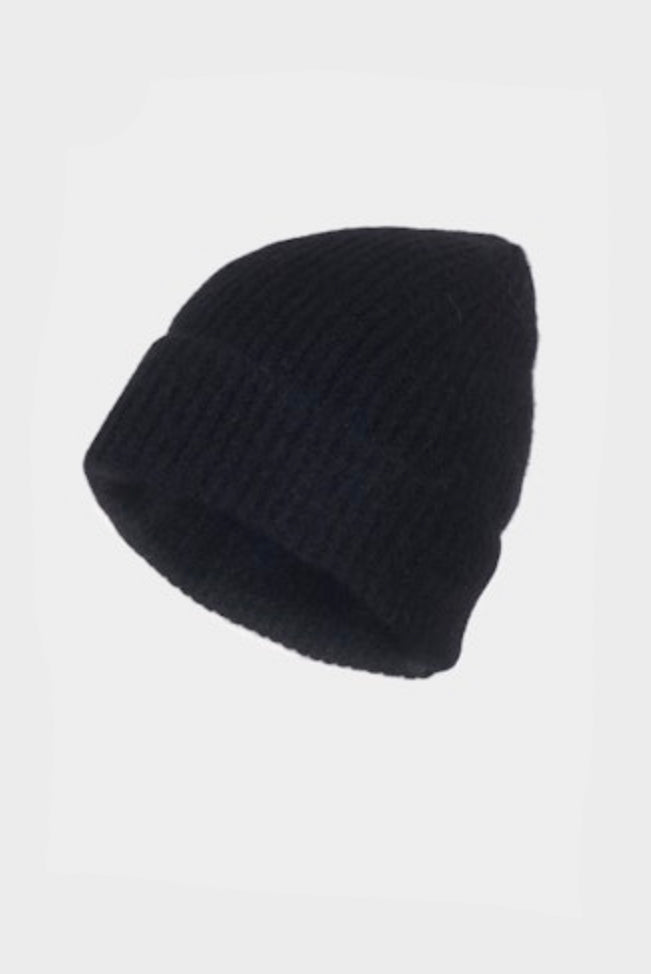 Yak Beanie Black