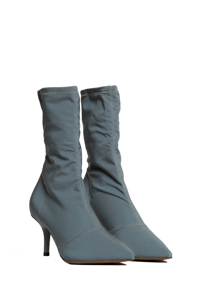 front Yeezy Season 7 AW18 Reflective Ankle Boot