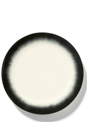 Ann Demeulemeester x Serax 28cm Black plate