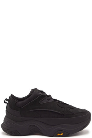 C2H4 Quark Black Sneakers 