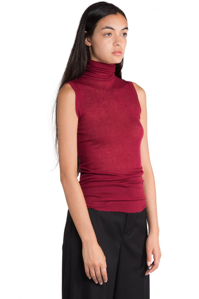 Greyyang Sleeveless Turtle Neck 