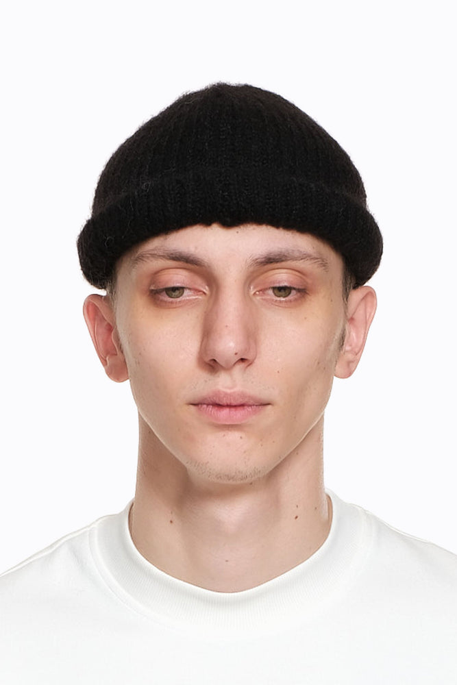 Snug Beanie Black